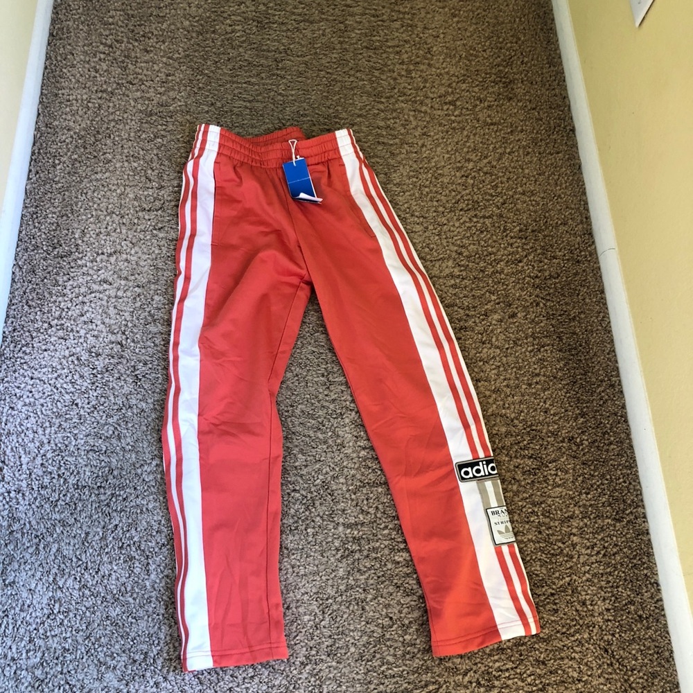 Kids adidas medium pants, women’s 00 or xs!